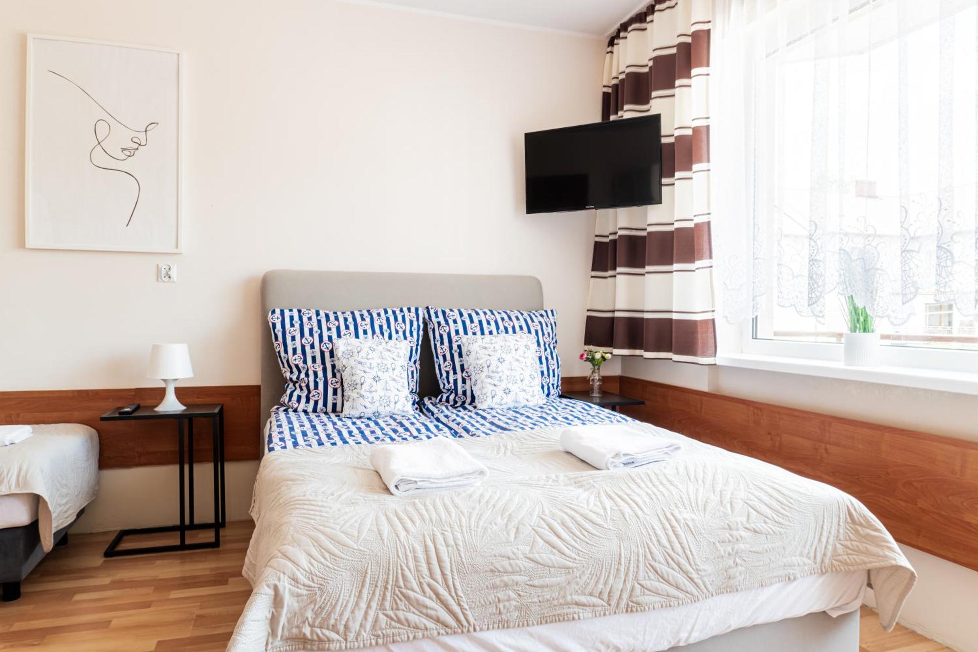 Pokoje Goscinne Raf-Tur - Sala Zabaw, Grill - Idealny Dla Rodzin Z Dziecmi Ostrowo  Extérieur photo