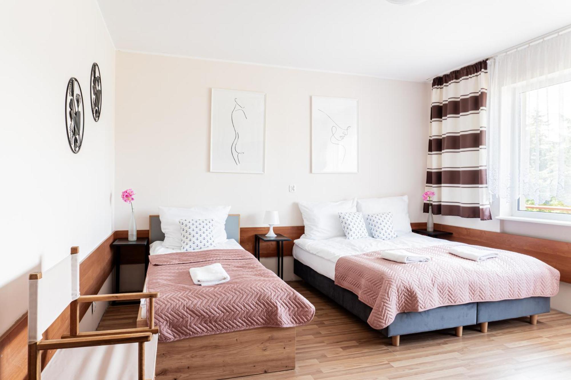 Pokoje Goscinne Raf-Tur - Sala Zabaw, Grill - Idealny Dla Rodzin Z Dziecmi Ostrowo  Extérieur photo